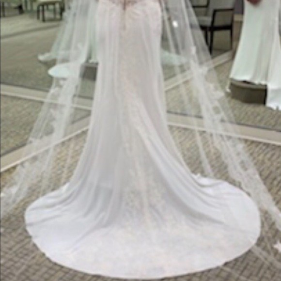 Mori Lee 5609 size 8 ivory - Picture 4 of 6